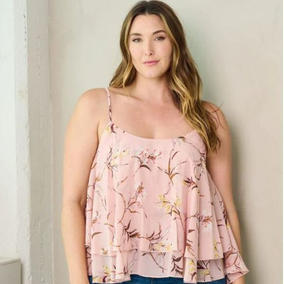 Women's Plus Size Sleeveless Tiered Back Detailed Floral Tank - 1X - Picture 1 of 3